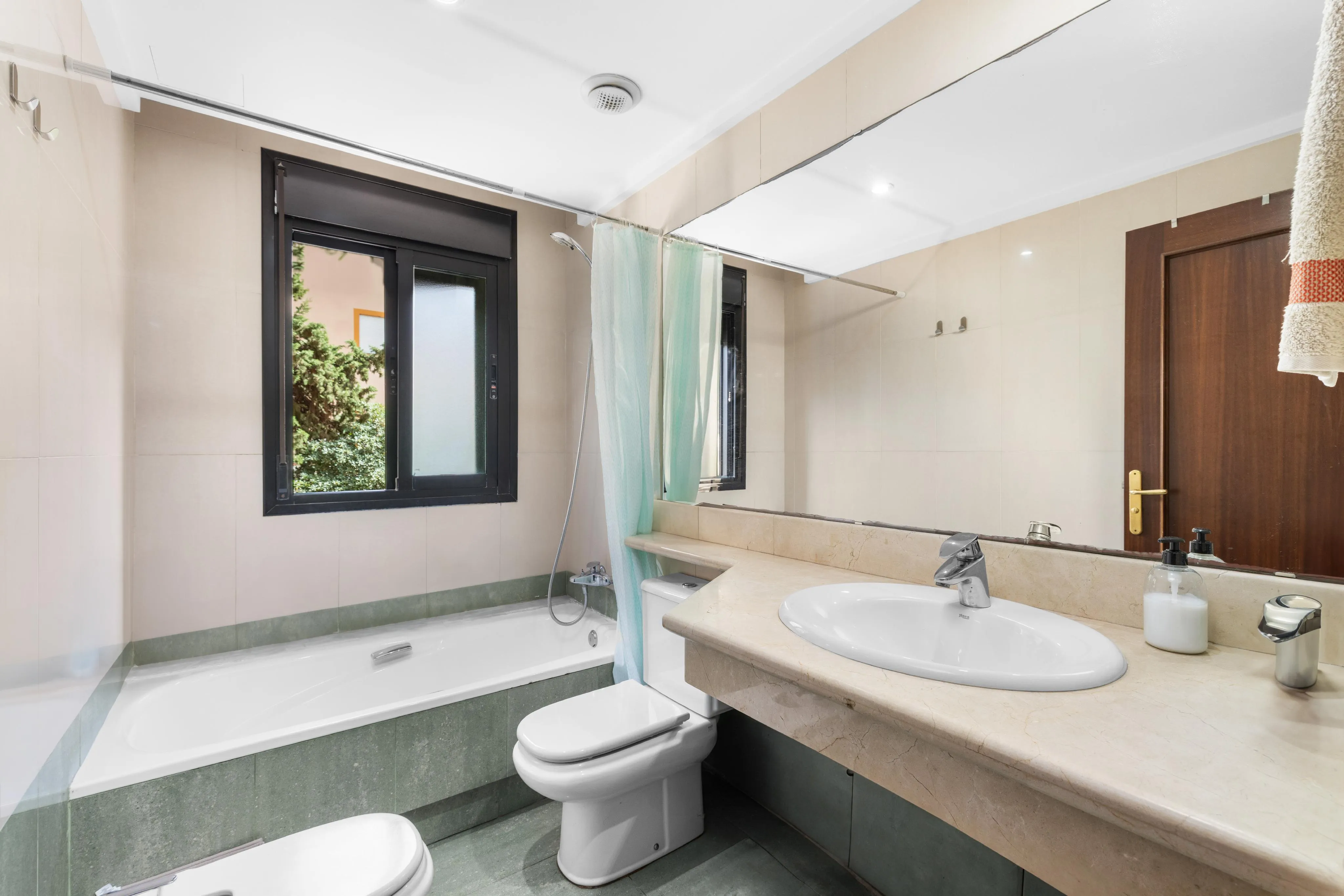 Begane grond in Son Armadams met garage en berging-8