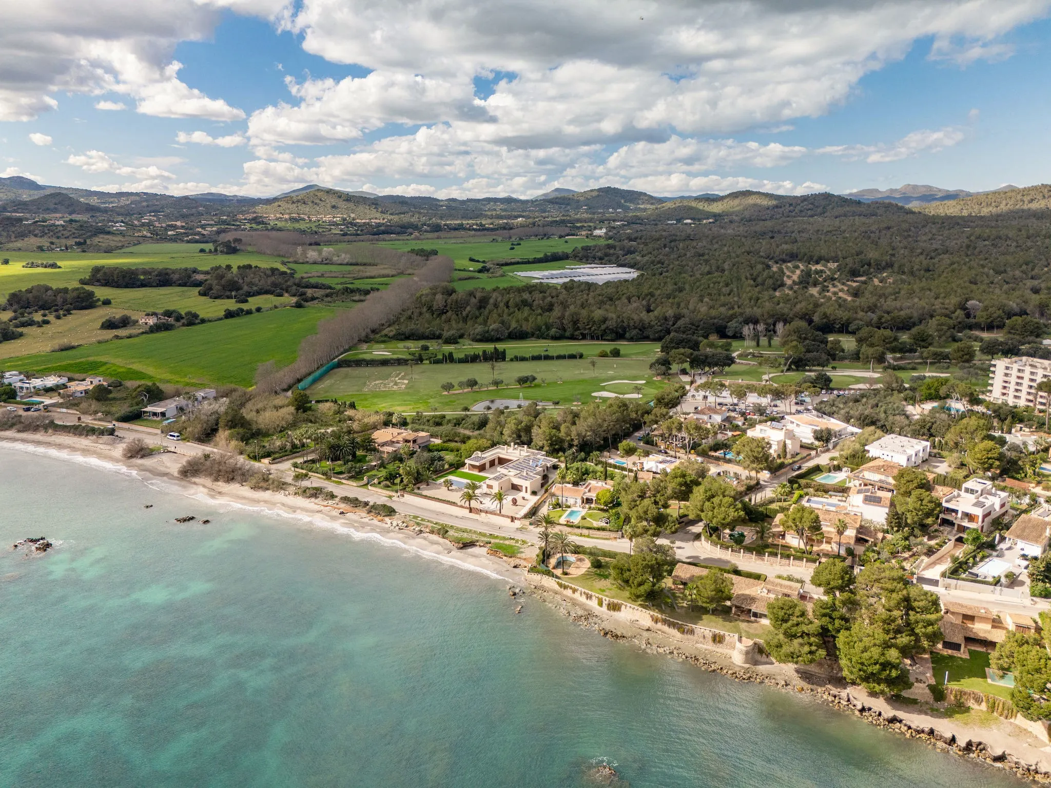 Parcela para la construcción de una villa con piscina y vistas al mar-3