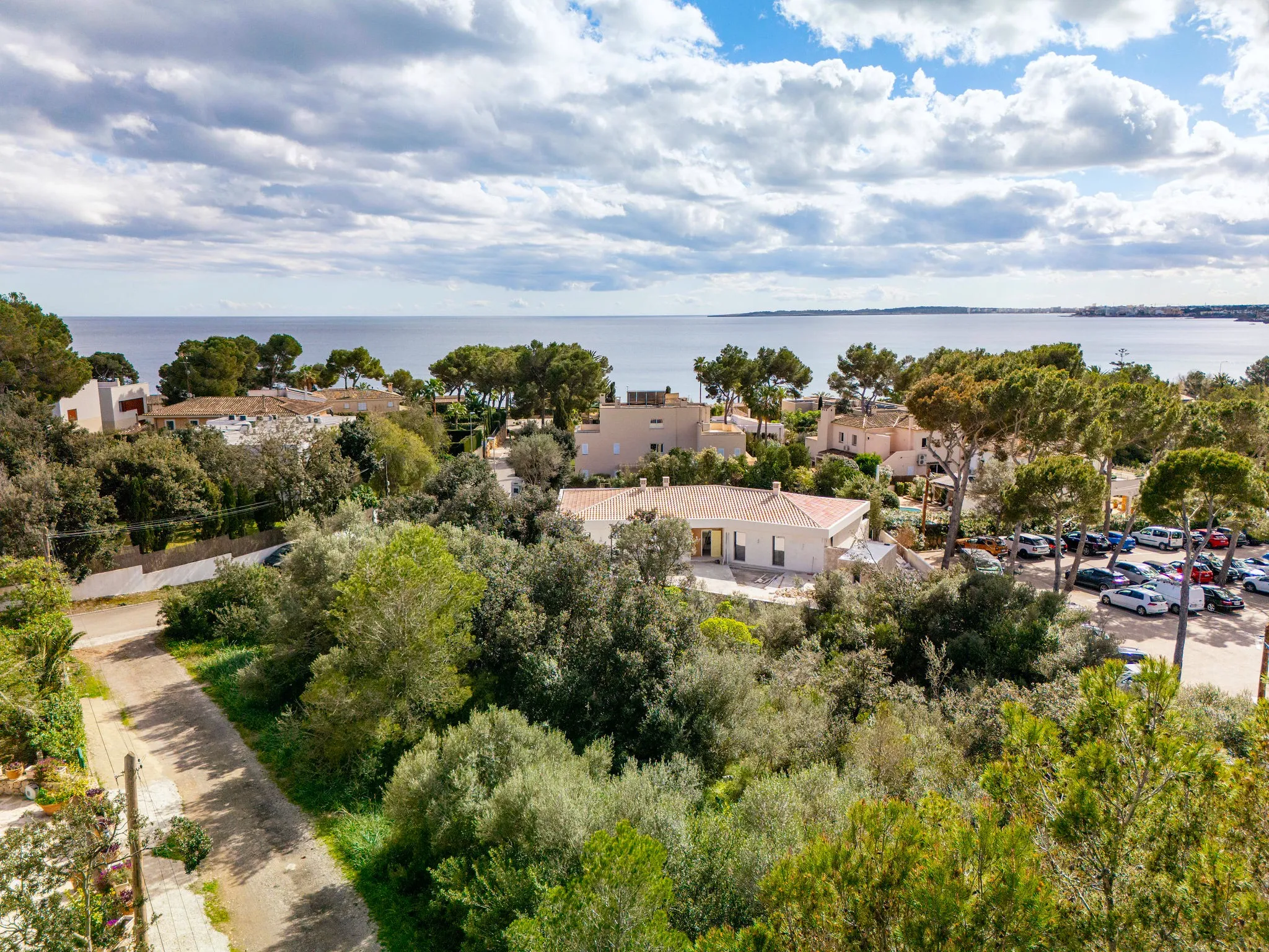Parcela para la construcción de una villa con piscina y vistas al mar-1