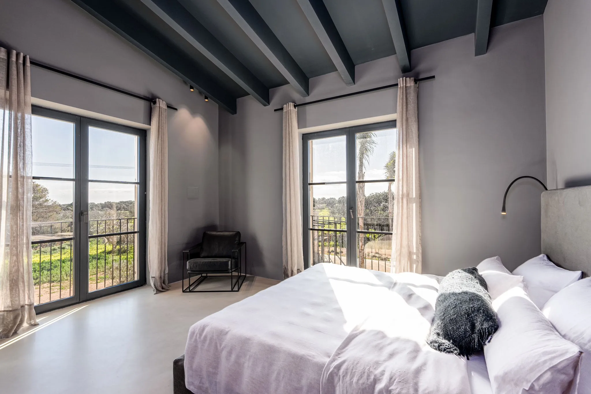 Ruime nieuwbouw finca aan de rand van Porto Colom-16