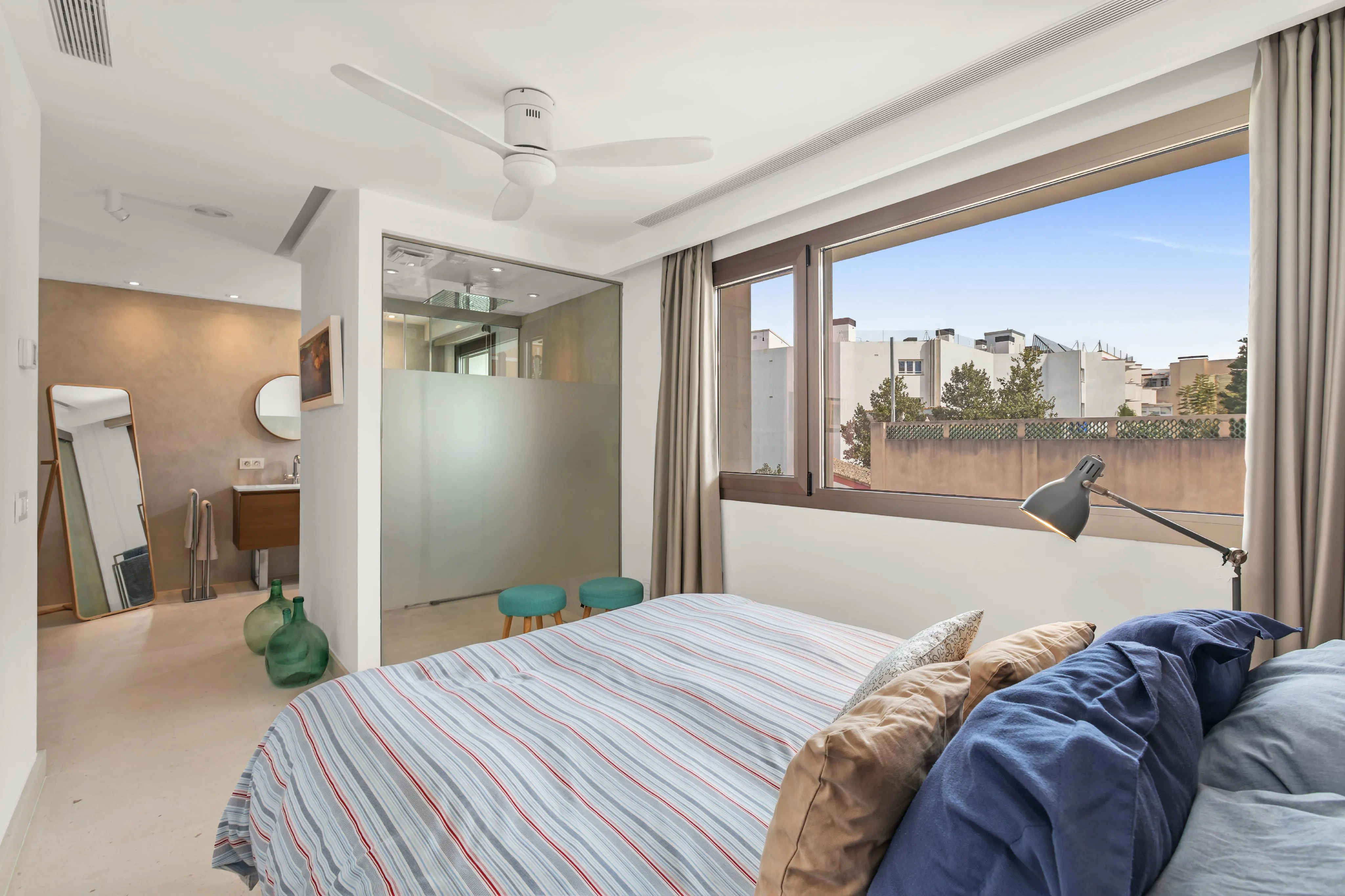 Nowoczesna willa z oddzielnym mieszkaniem w El Terreno-7