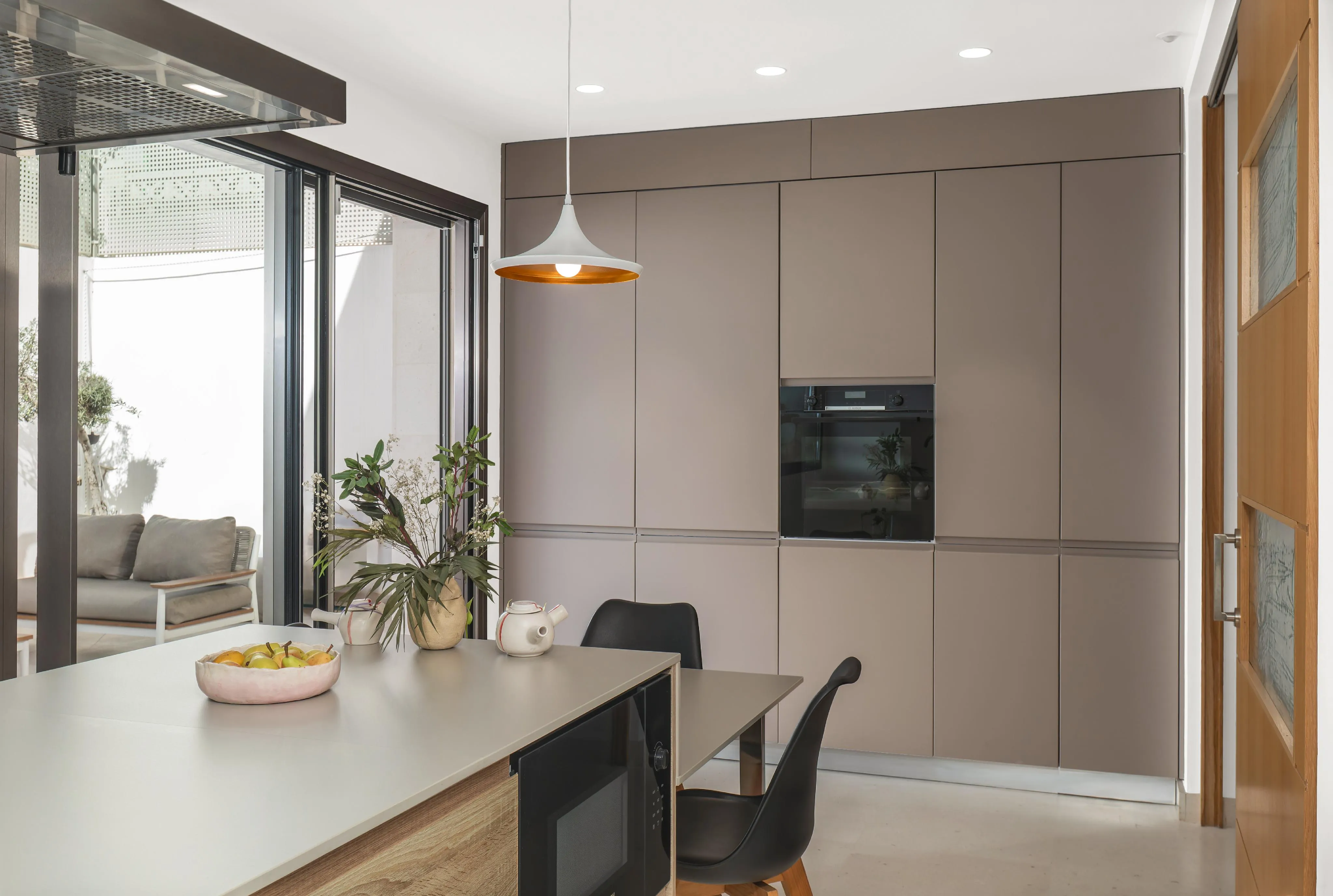 Nowoczesna willa z oddzielnym mieszkaniem w El Terreno-4