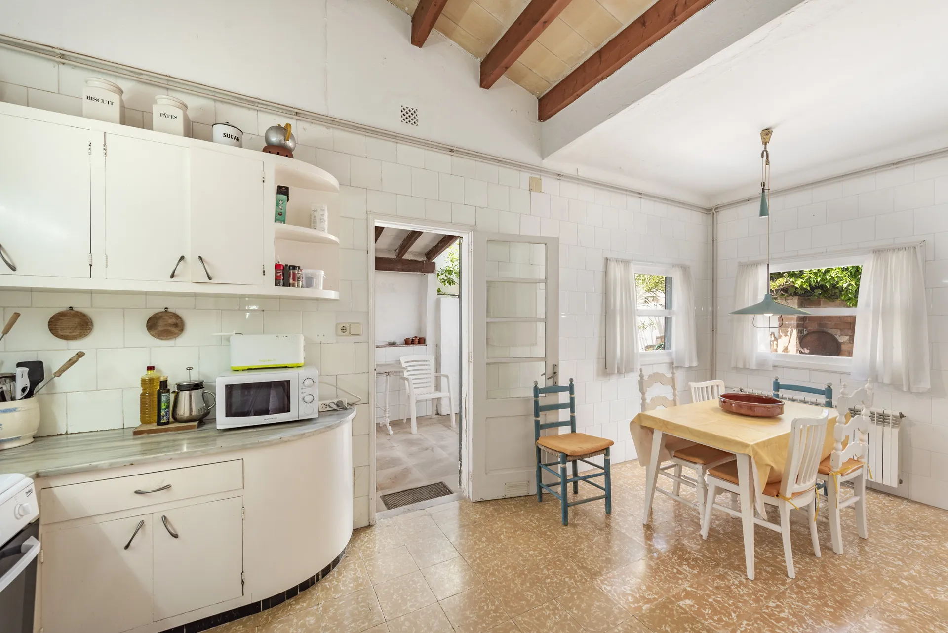 Traditionele villa vlakbij de zee in Cala San Vicente-7