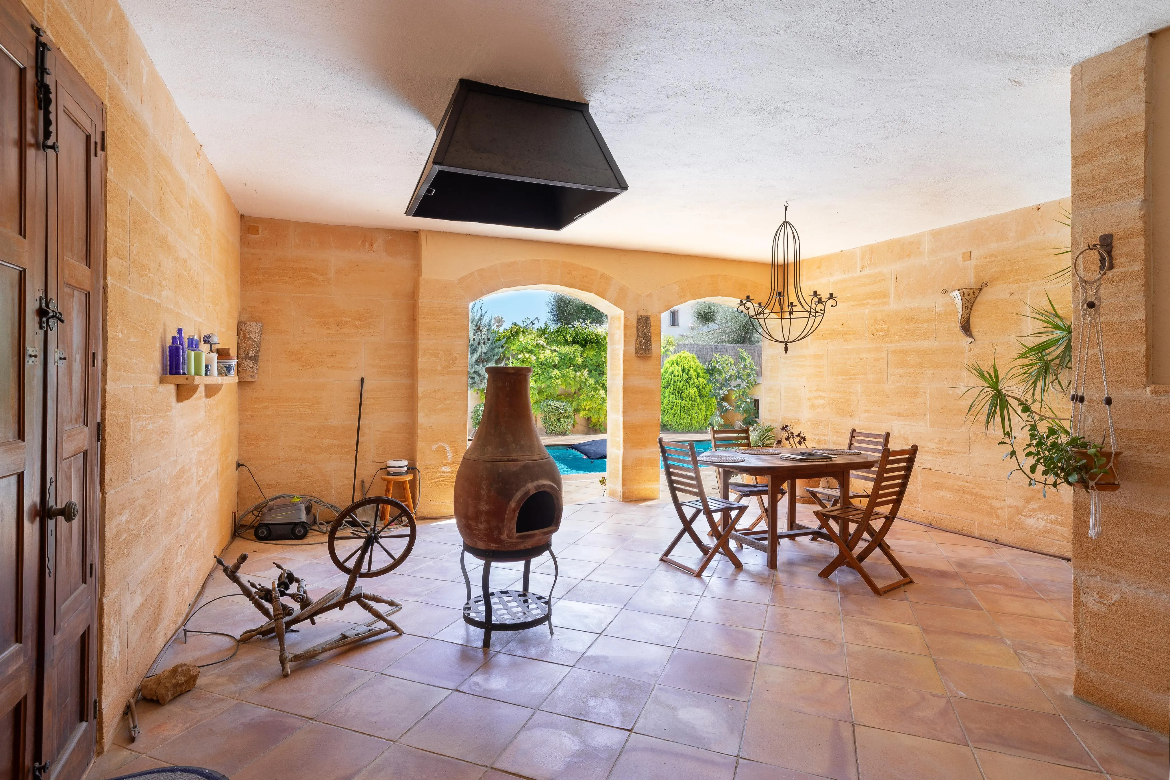 Villa spacieuse avec un air de finca et une vue panoramique-6