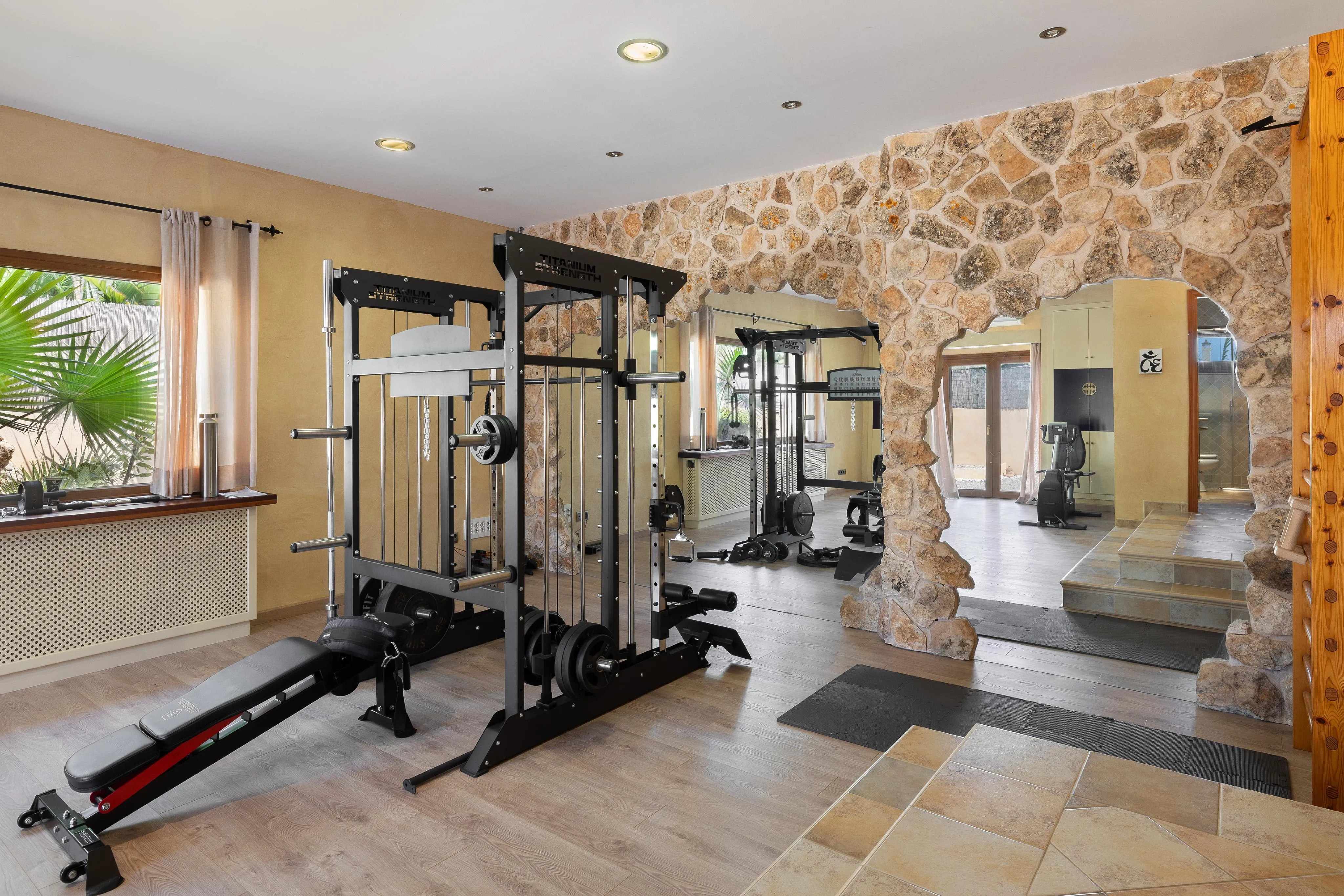 Villa spacieuse avec un air de finca et une vue panoramique-16