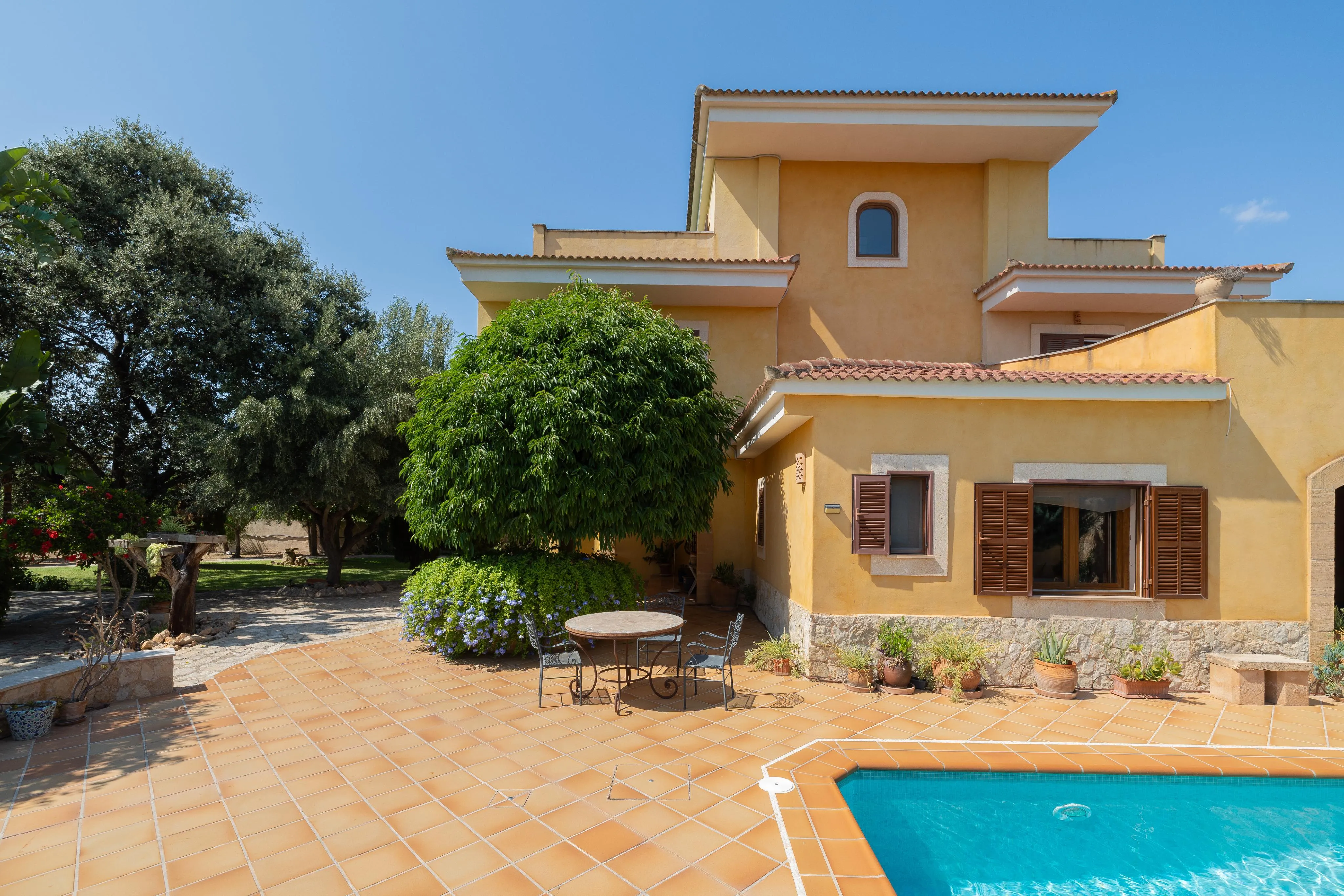 Villa spacieuse avec un air de finca et une vue panoramique-17