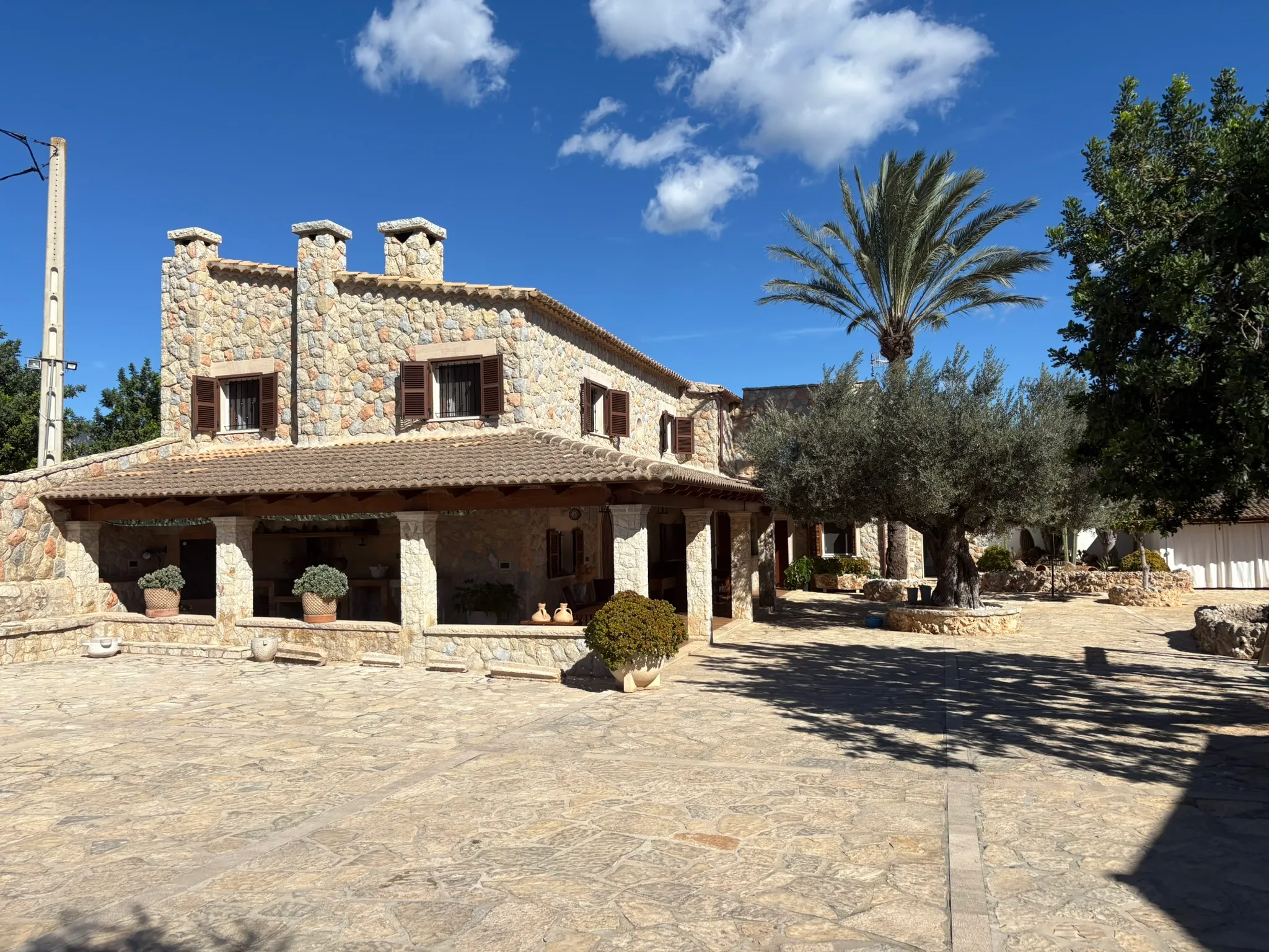 Charmerende mallorcinsk finca i Biniamar med pool og mange ekstrafunktioner-1