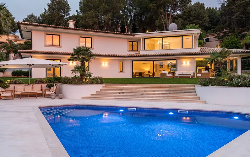 Prachtige villa op de golfbaan in Son Vida