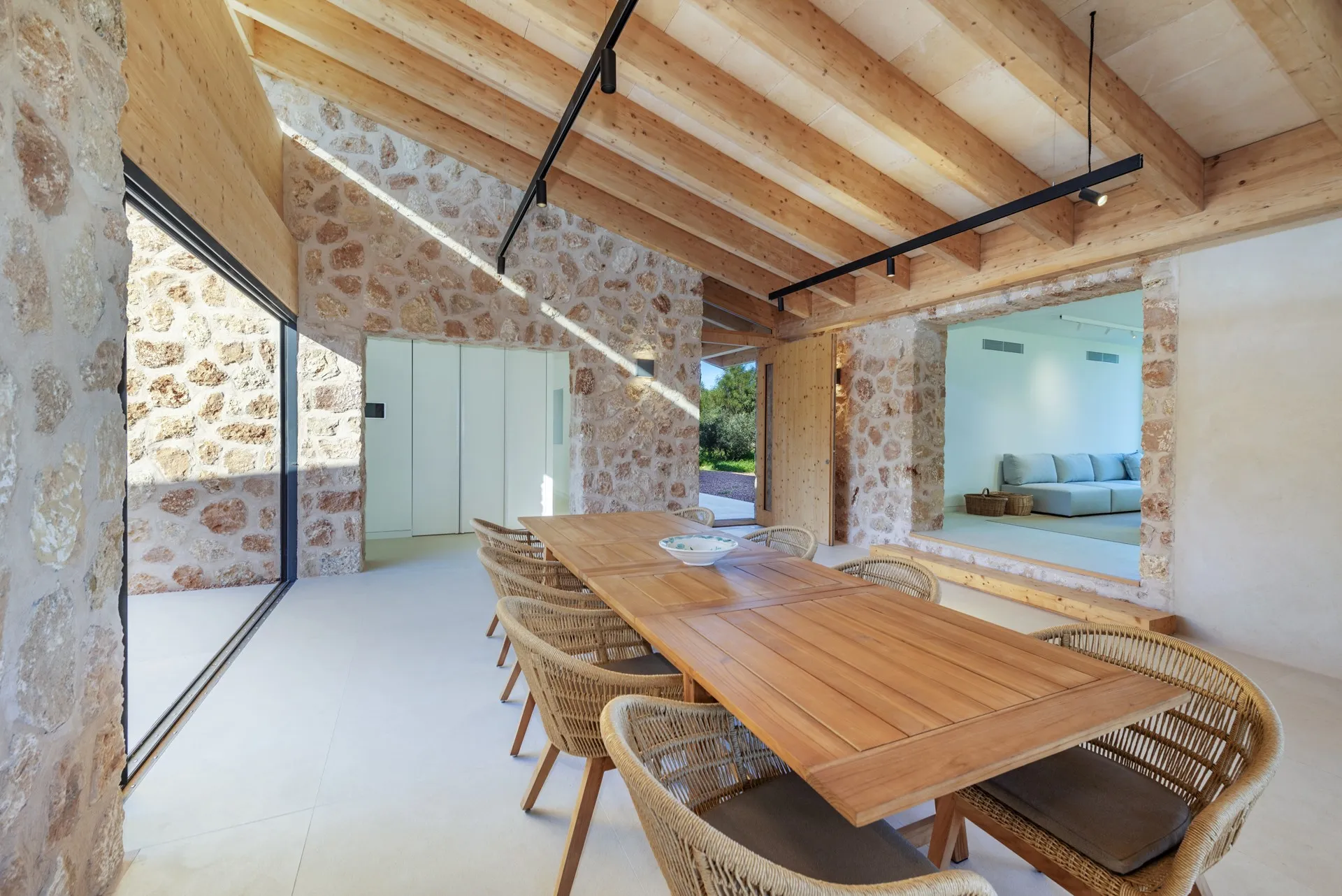 A very cool and very private brand new country house-6