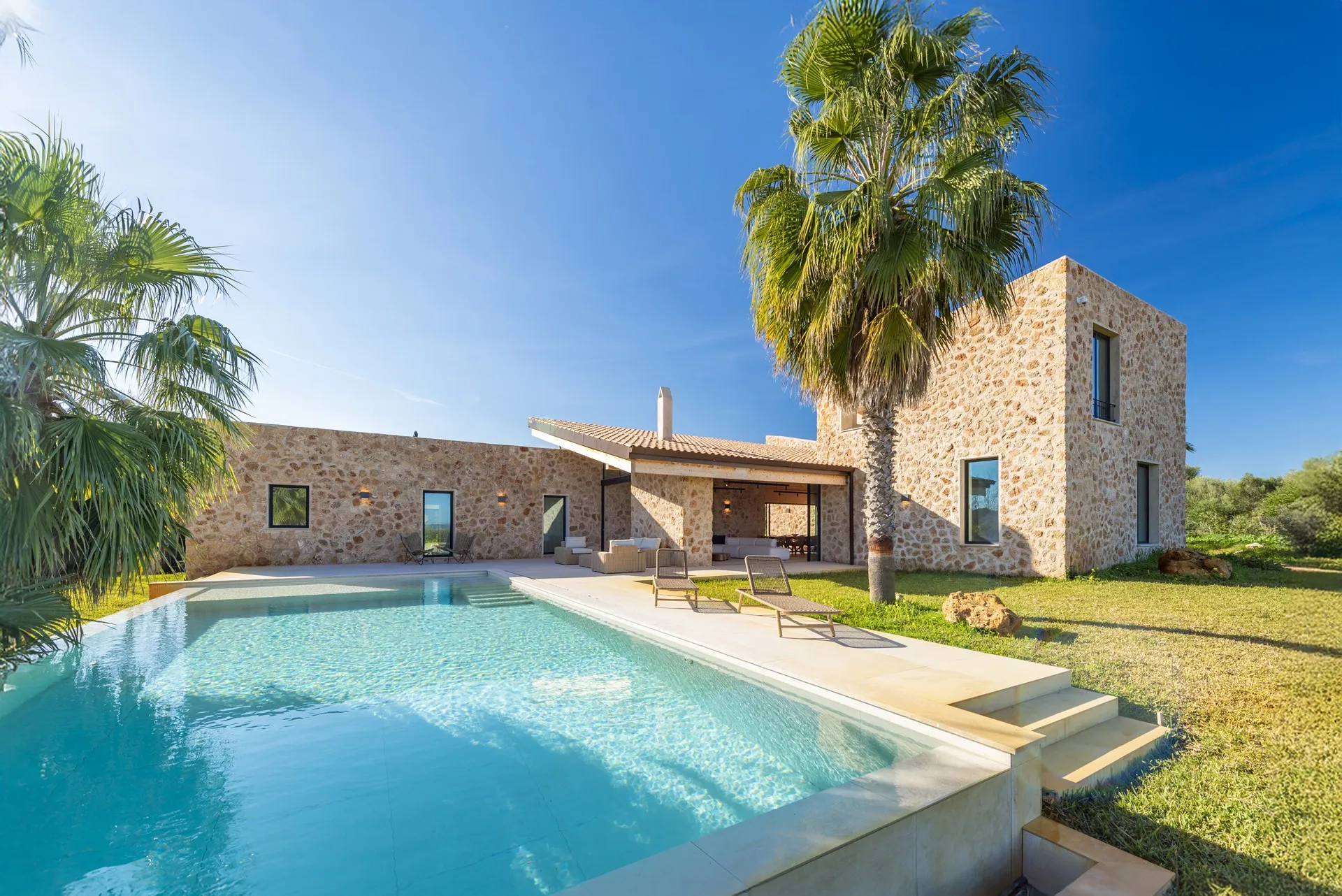 A very cool and very private brand new country house-1