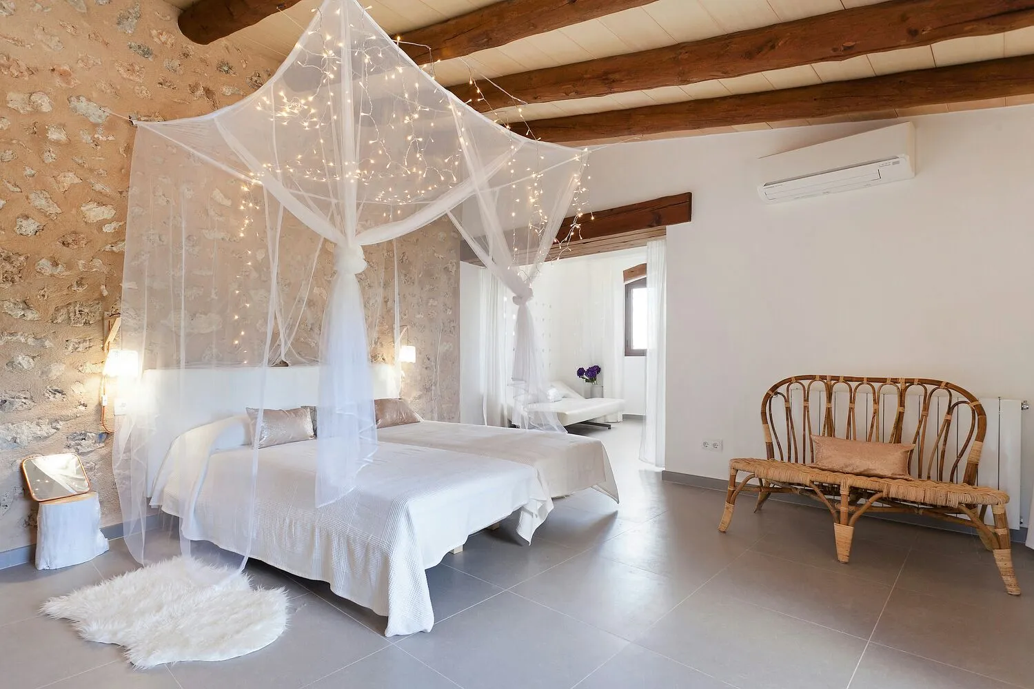 Bella casa in pietra naturale con piscina e bodega-8