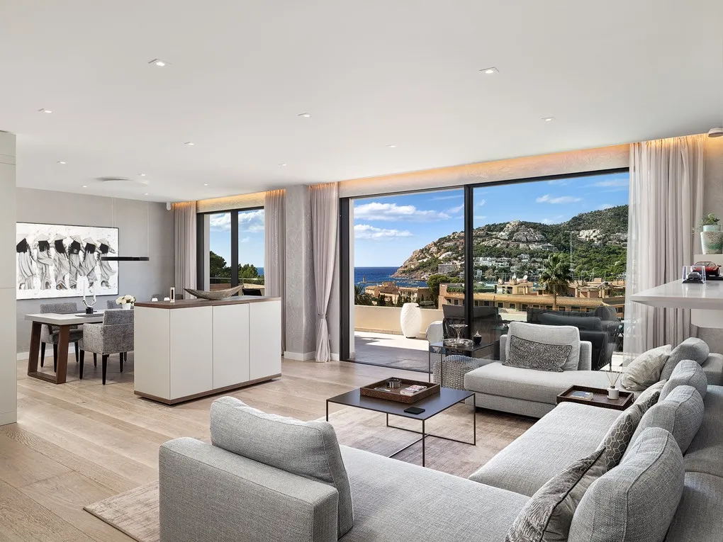 Premium penthouse with private pool in the heart of Port Andratx-2