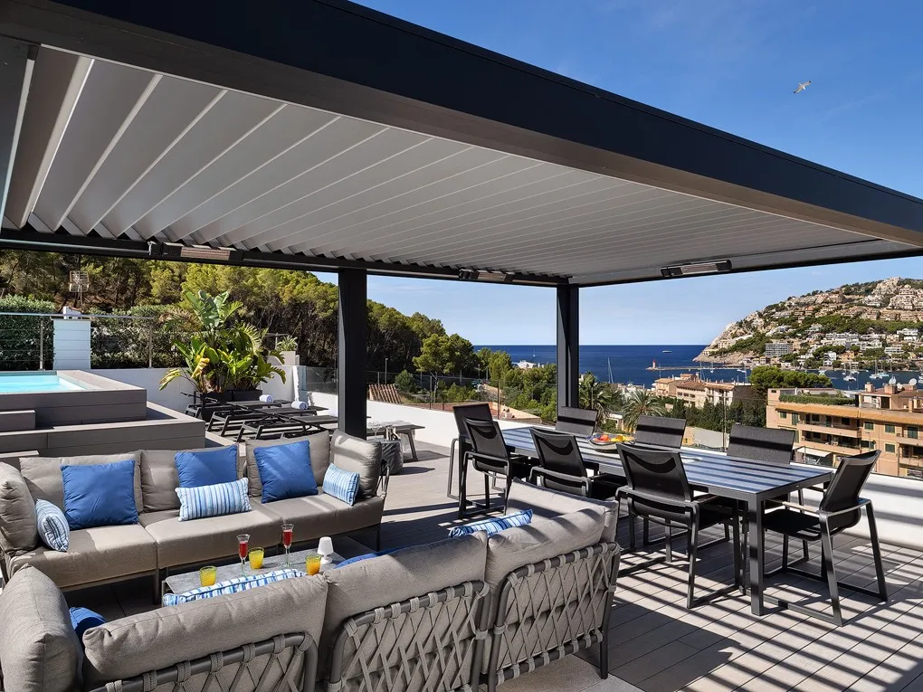 Premium penthouse with private pool in the heart of Port Andratx-1