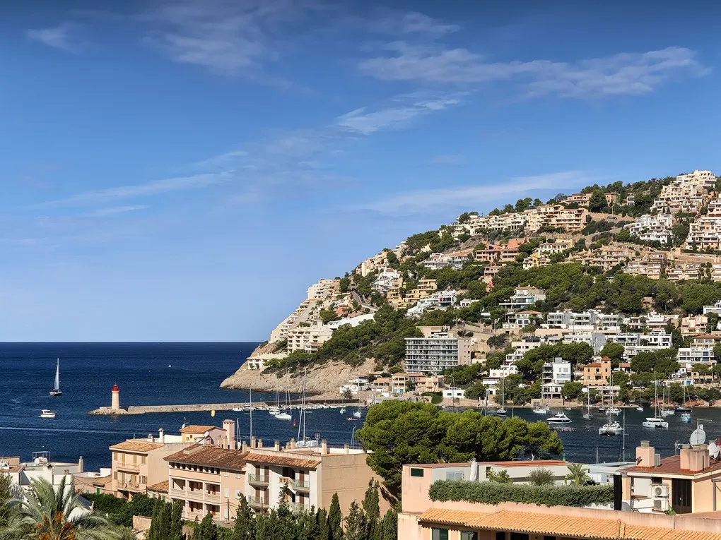 Premium penthouse with private pool in the heart of Port Andratx-11