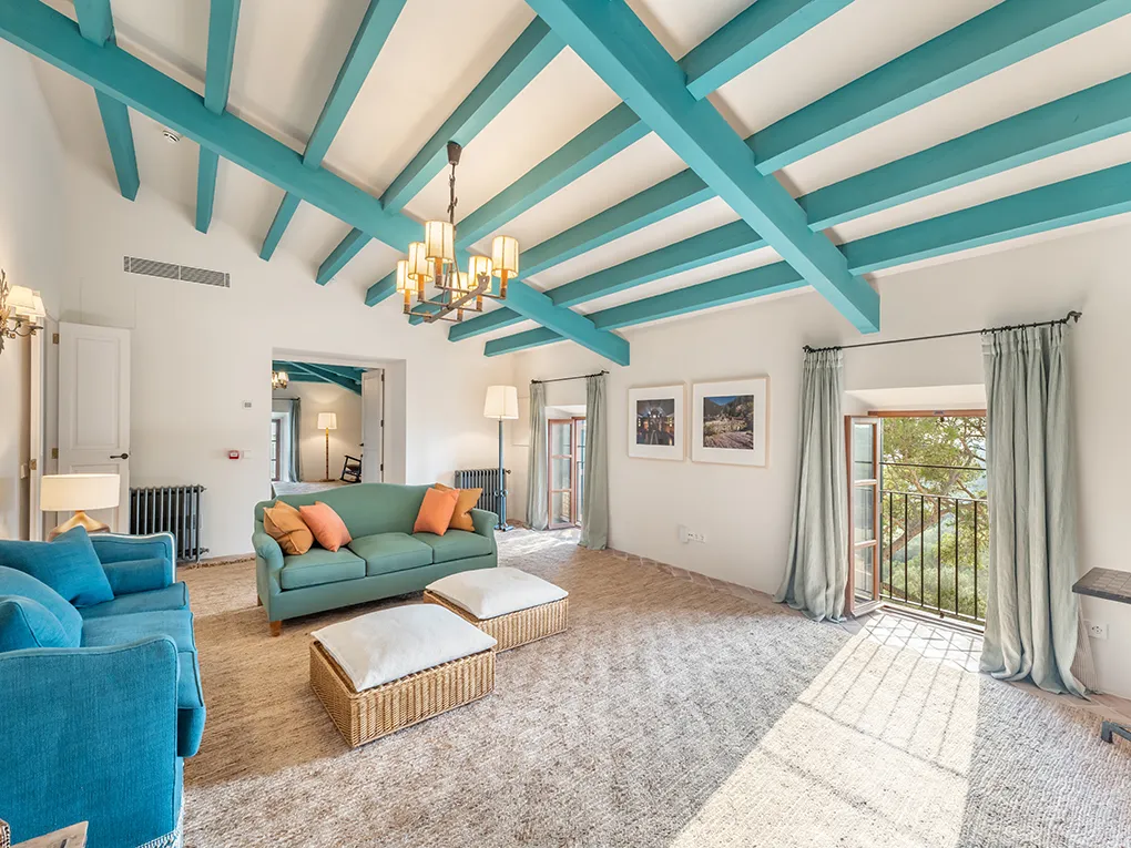 Unique Estate in idyllic surroundings-18