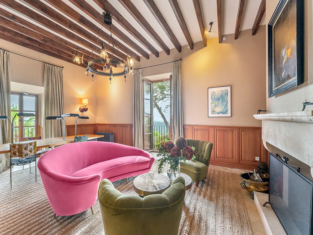 Unique Estate in idyllic surroundings-9