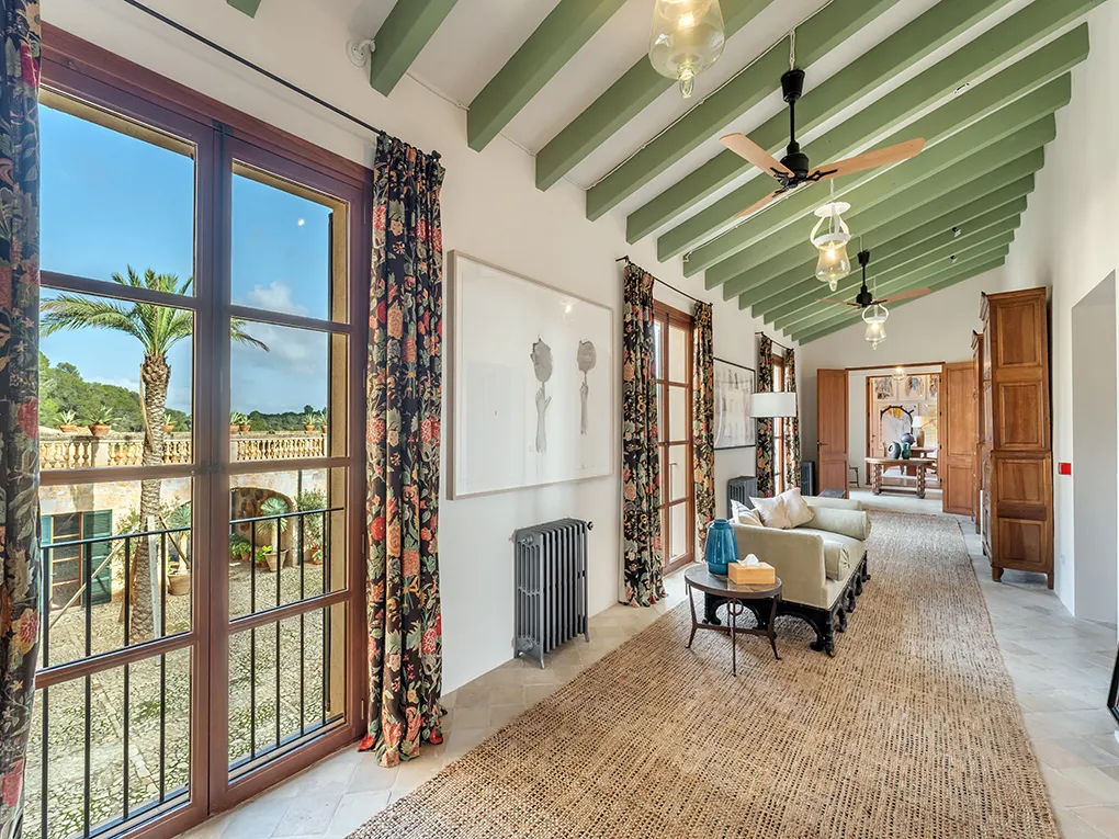 Unique Estate in idyllic surroundings-12