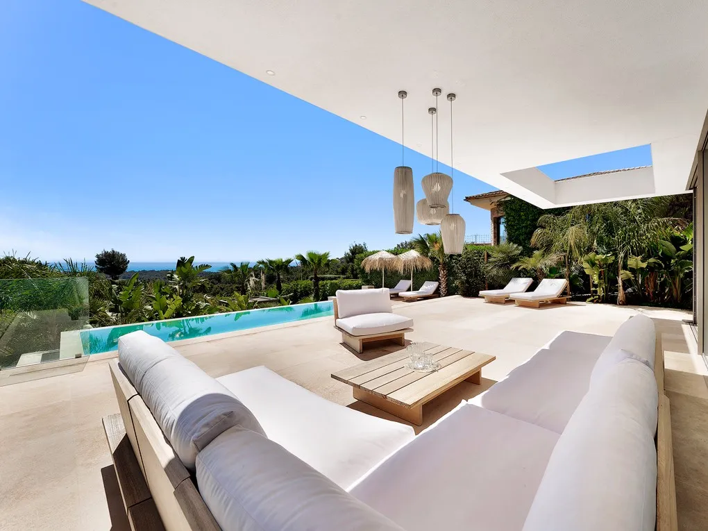 Spectaculaire villa met uitzicht op zee-11