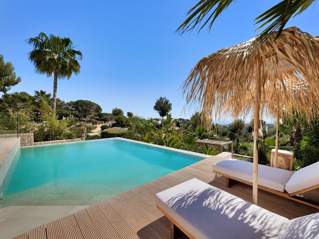 Spectaculaire villa met uitzicht op zee-13