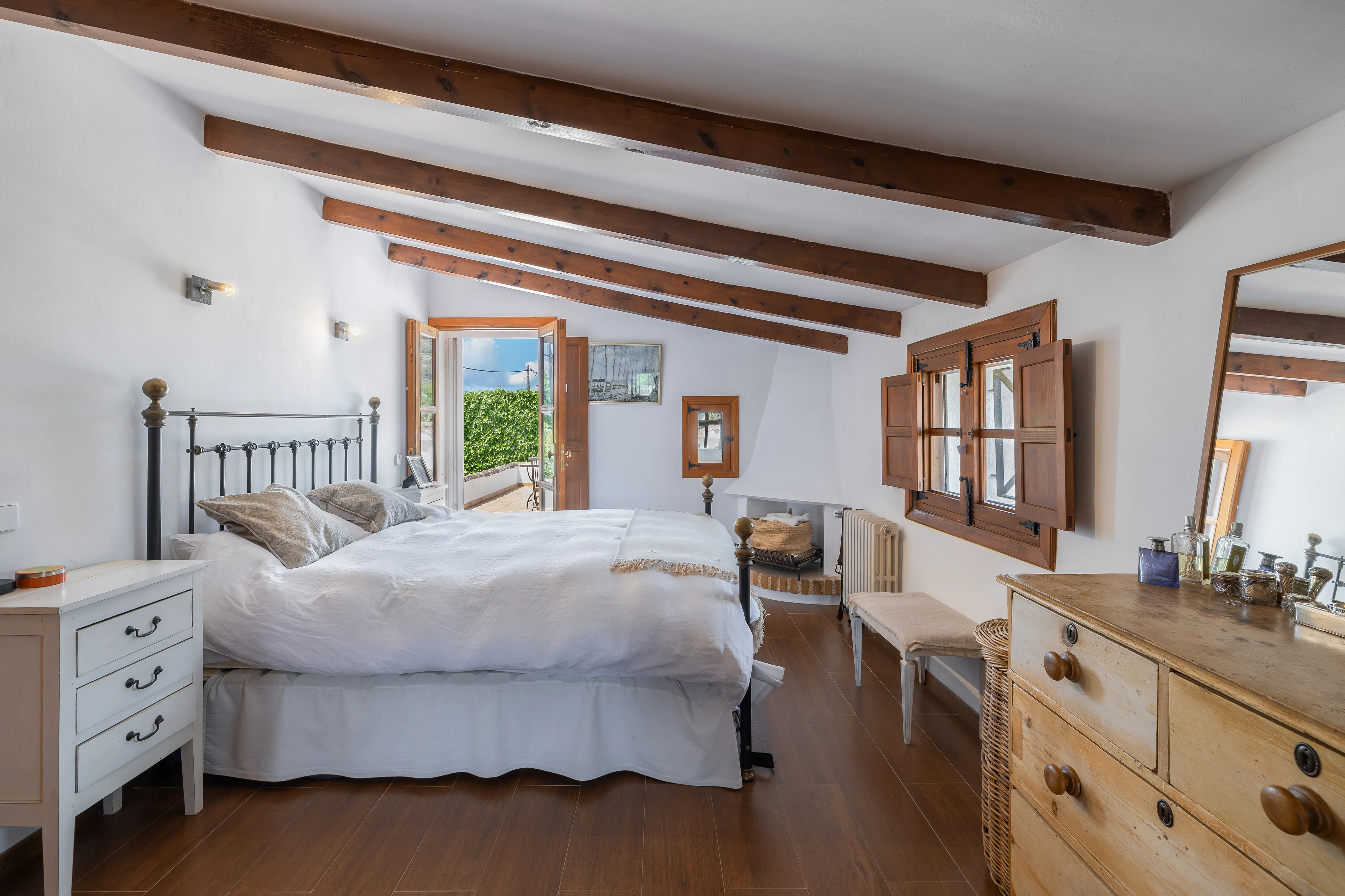 Finca de Estilo Mallorquín en Bunyola-15