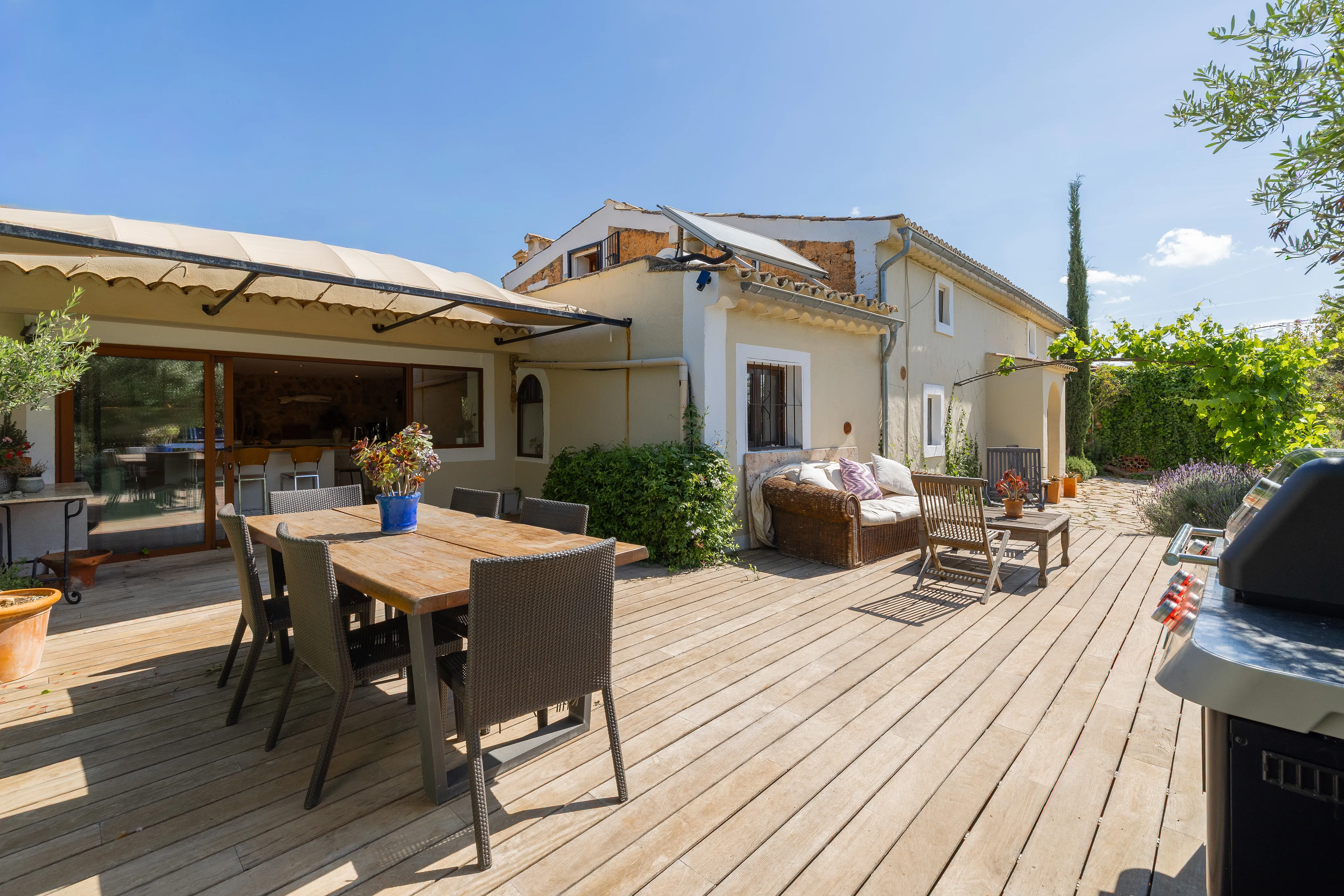 Finca de Estilo Mallorquín en Bunyola-22