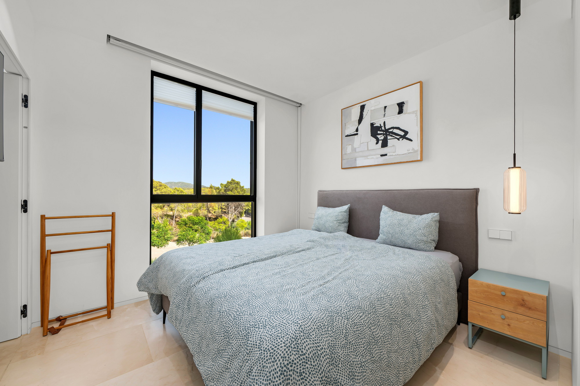 Exclusive family apartment – within walking distance of the beach-13