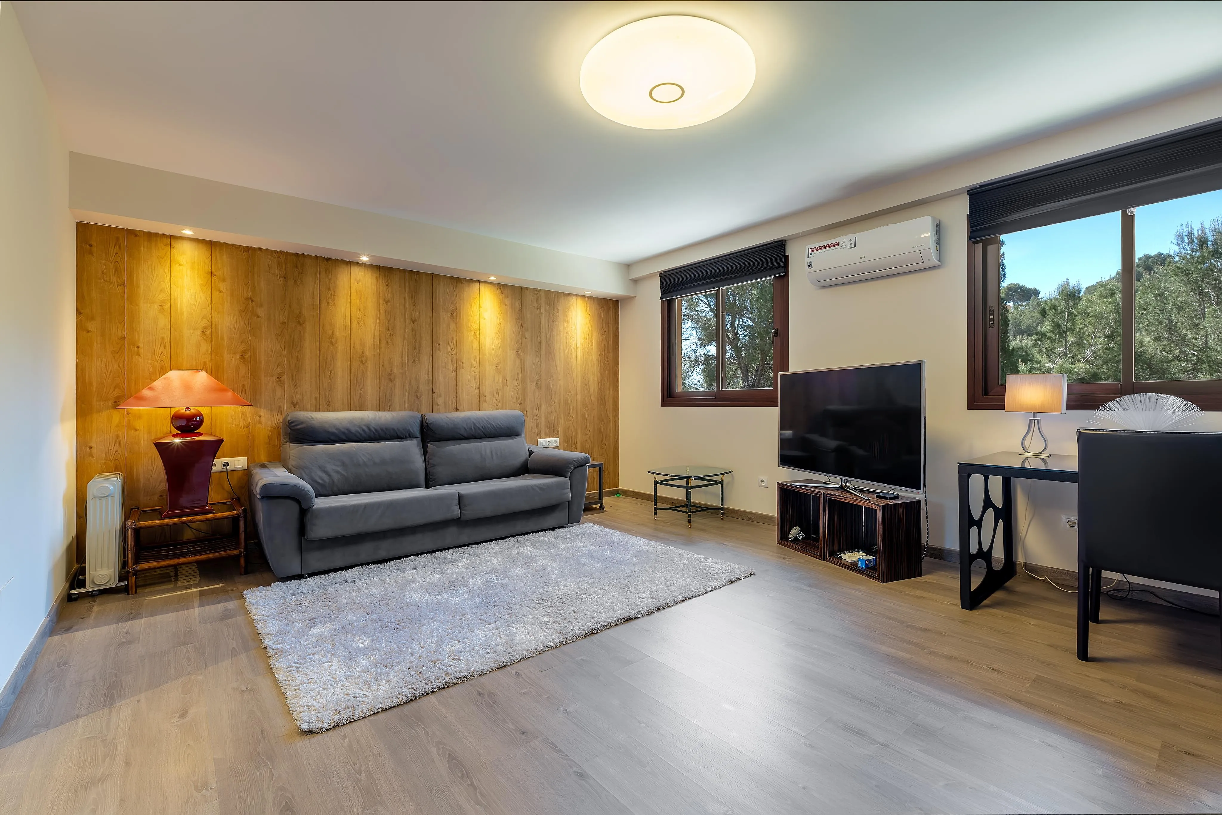 Middelhavsvilla med potentiale på en førsteklasses beliggenhed i Camp de Mar-17