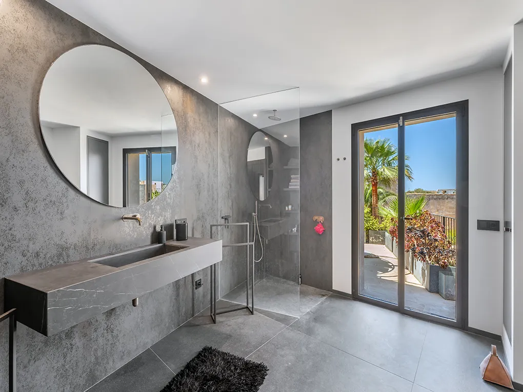 Stylowa kamienica z basenem-10