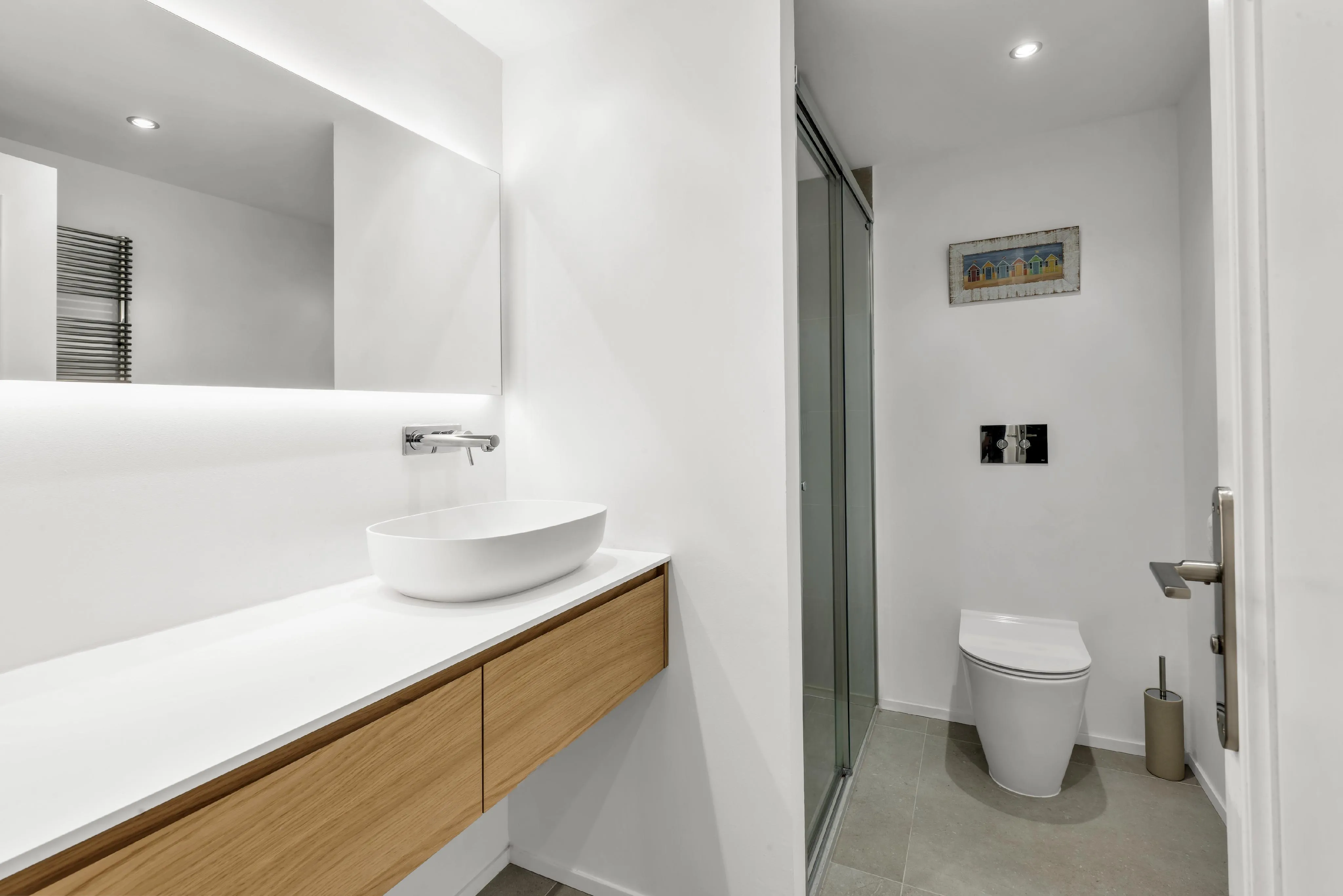 Preciosa planta baja con espacioso jardín-15