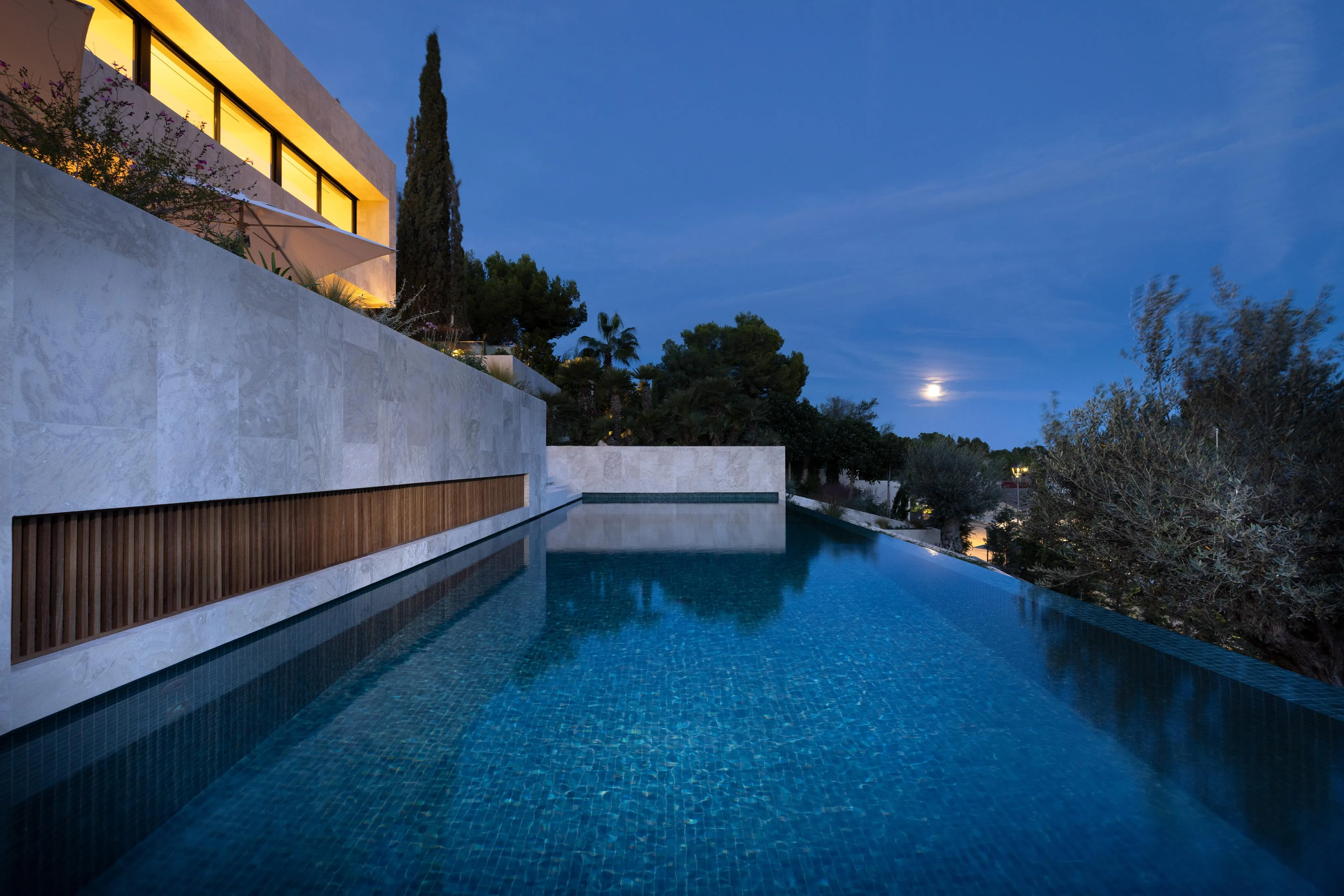 Modern luxury villa – newly built in 2025 with exceptional quality-4