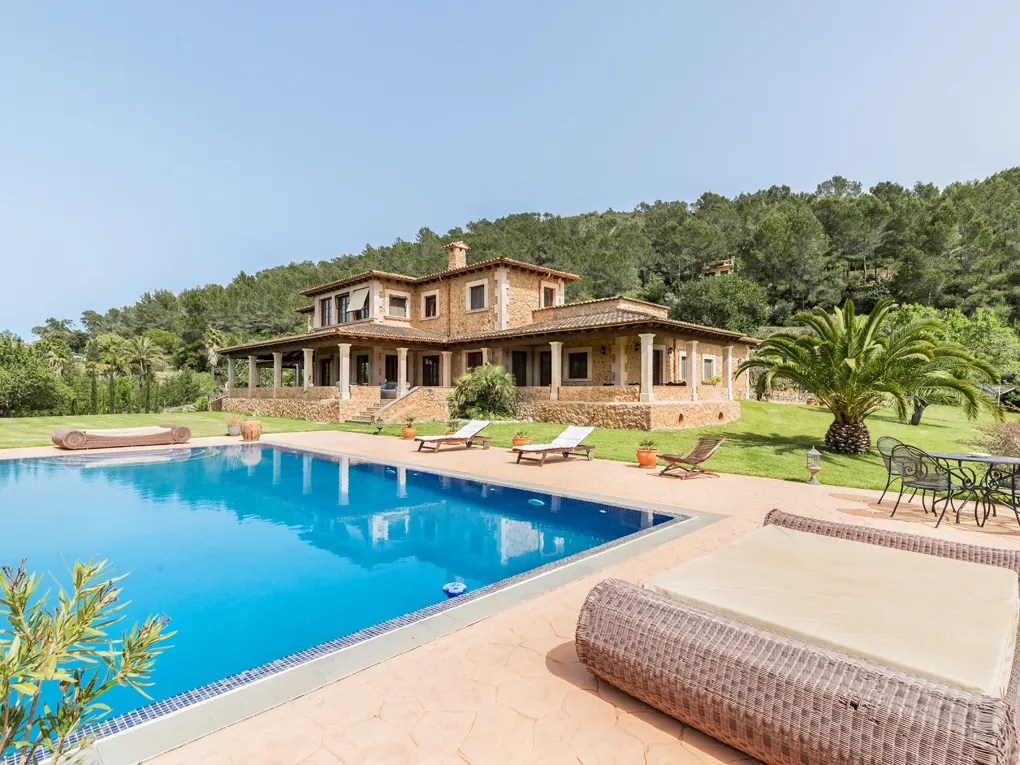 Stunning country house with ETV- licence-17