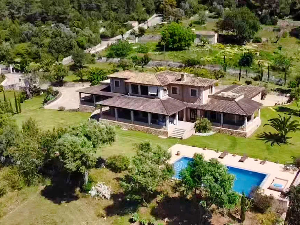 Stunning country house with ETV- licence-19