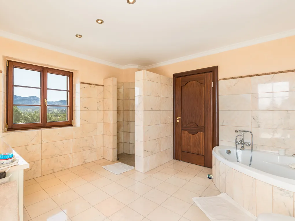 Stunning country house with ETV- licence-11