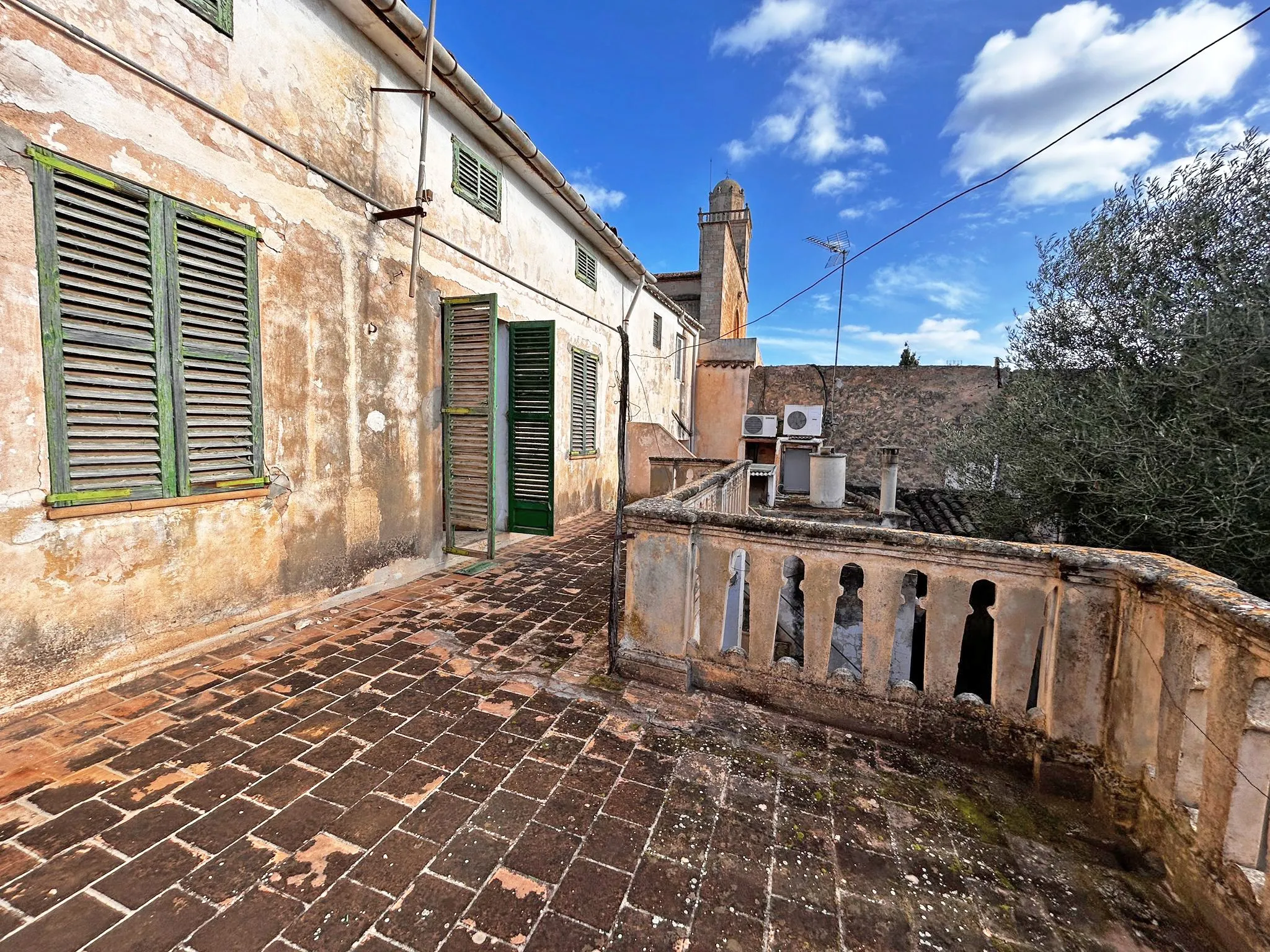 Te renoveren herenhuis in het hart van Llucmajor-1