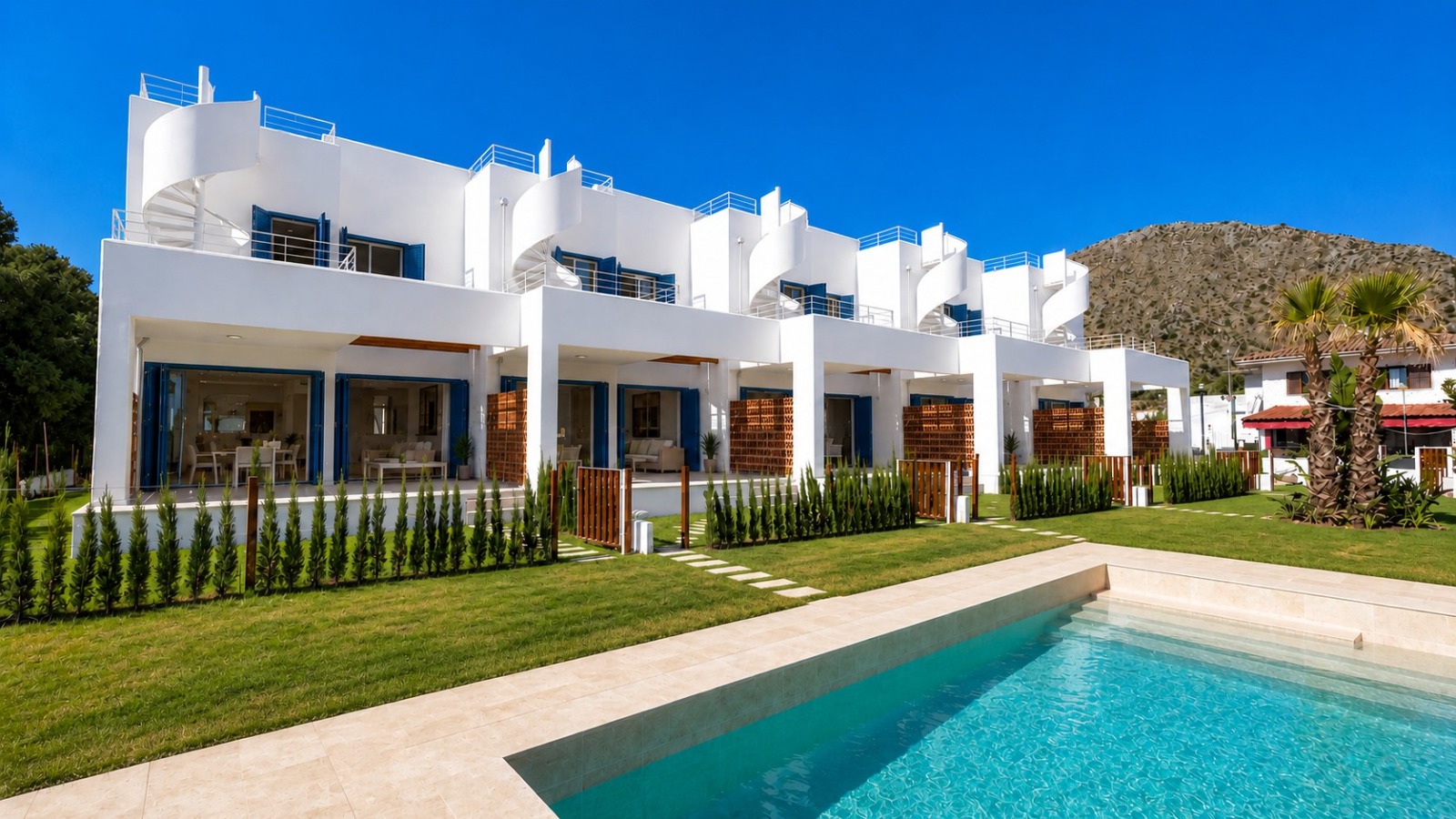 Casa adossada de nova construcció amb vistes al llac a Puerto de Alcúdia