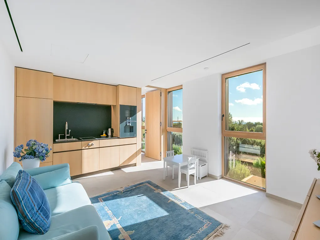 Property with sea view and guest apartment-18