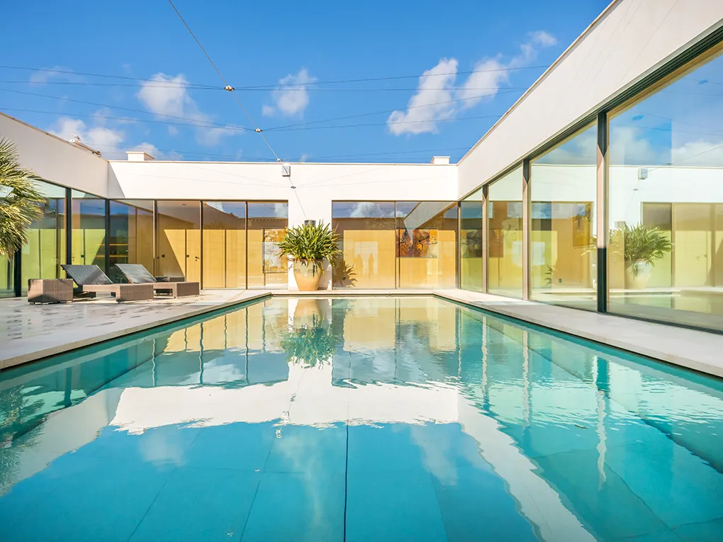 Property with sea view and guest apartment-10