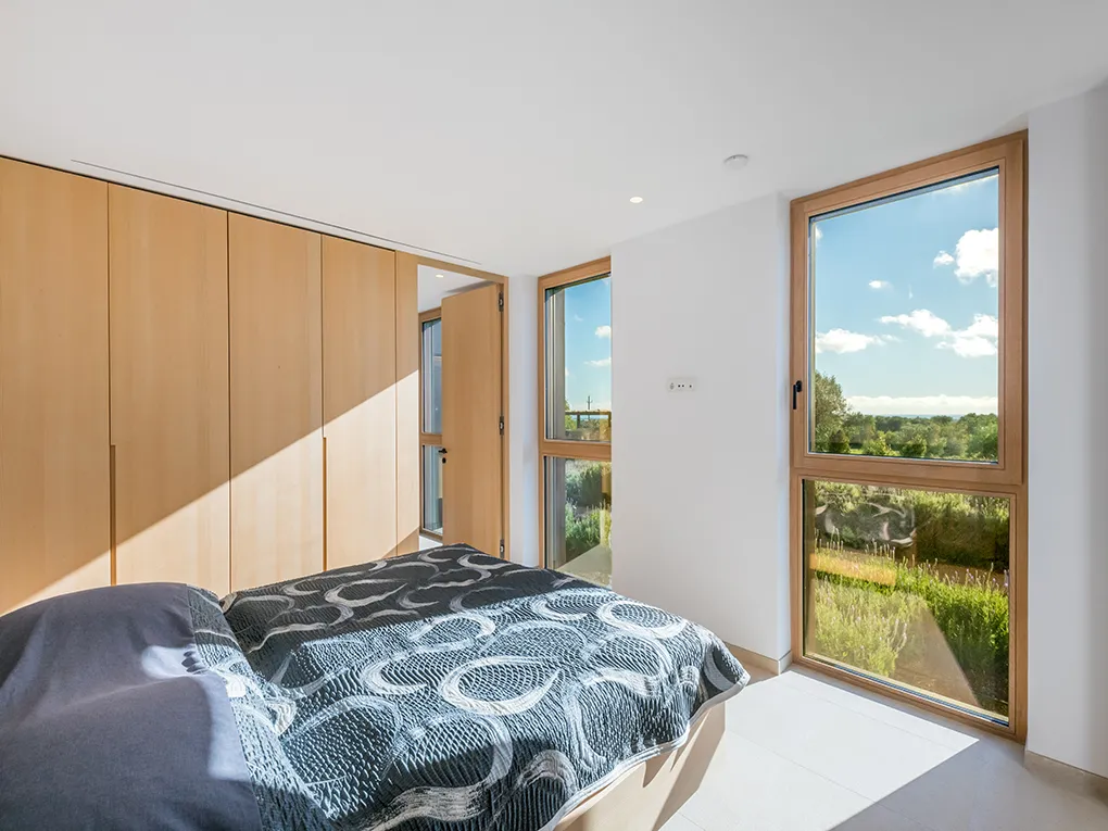 Property with sea view and guest apartment-19