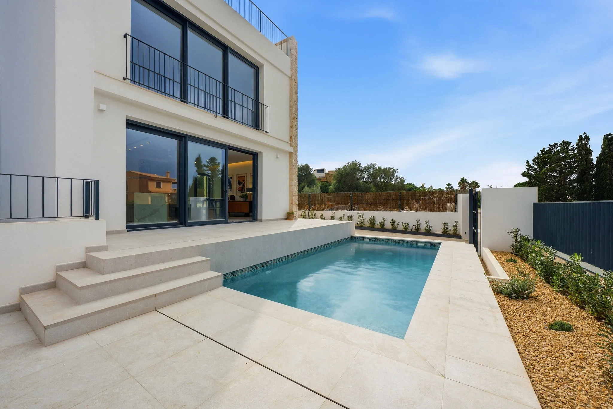 Chalet de nueva construcción y de alta calidad con vistas al mar y a la montaña en Colònia de Sant Pere-4
