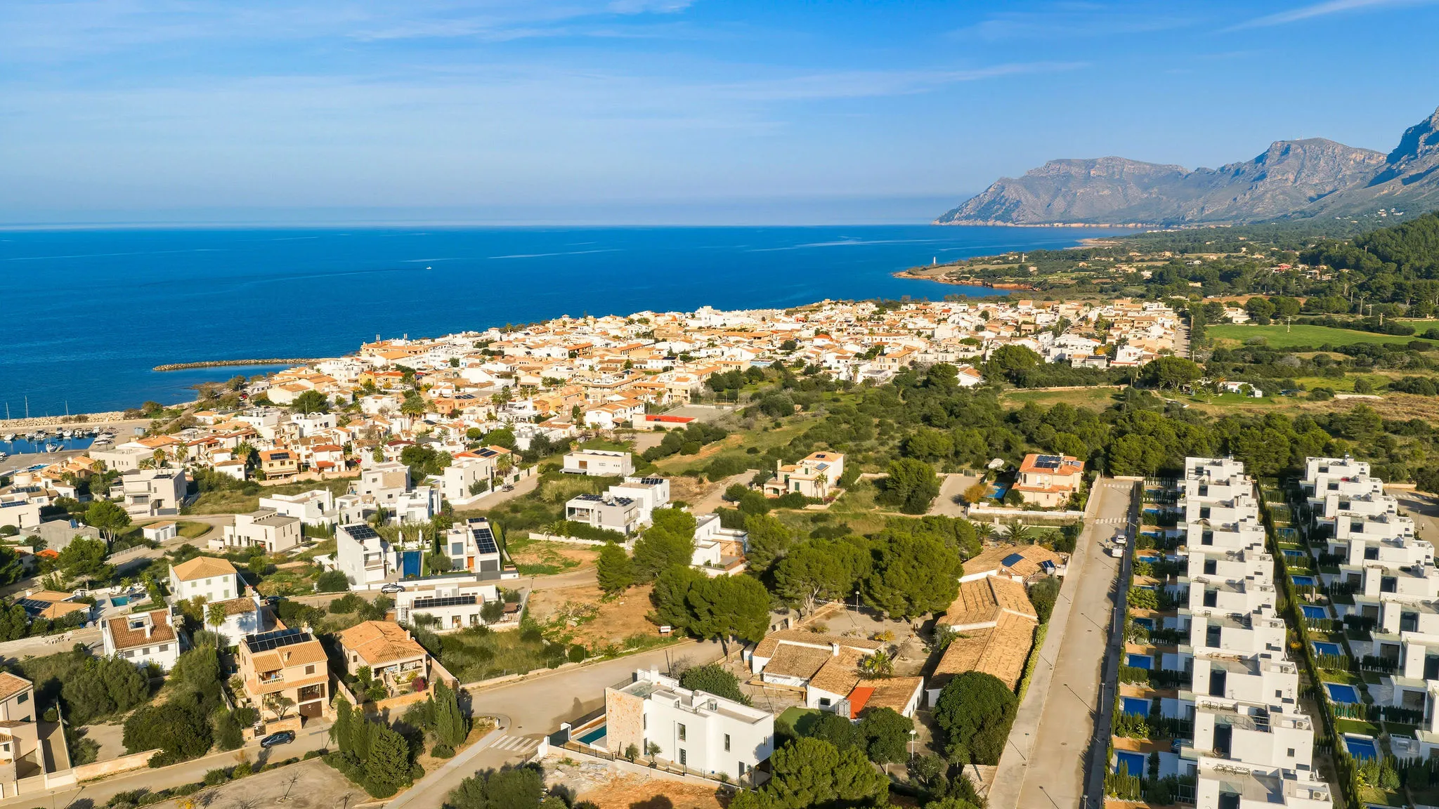 Chalet de nueva construcción y de alta calidad con vistas al mar y a la montaña en Colònia de Sant Pere-3