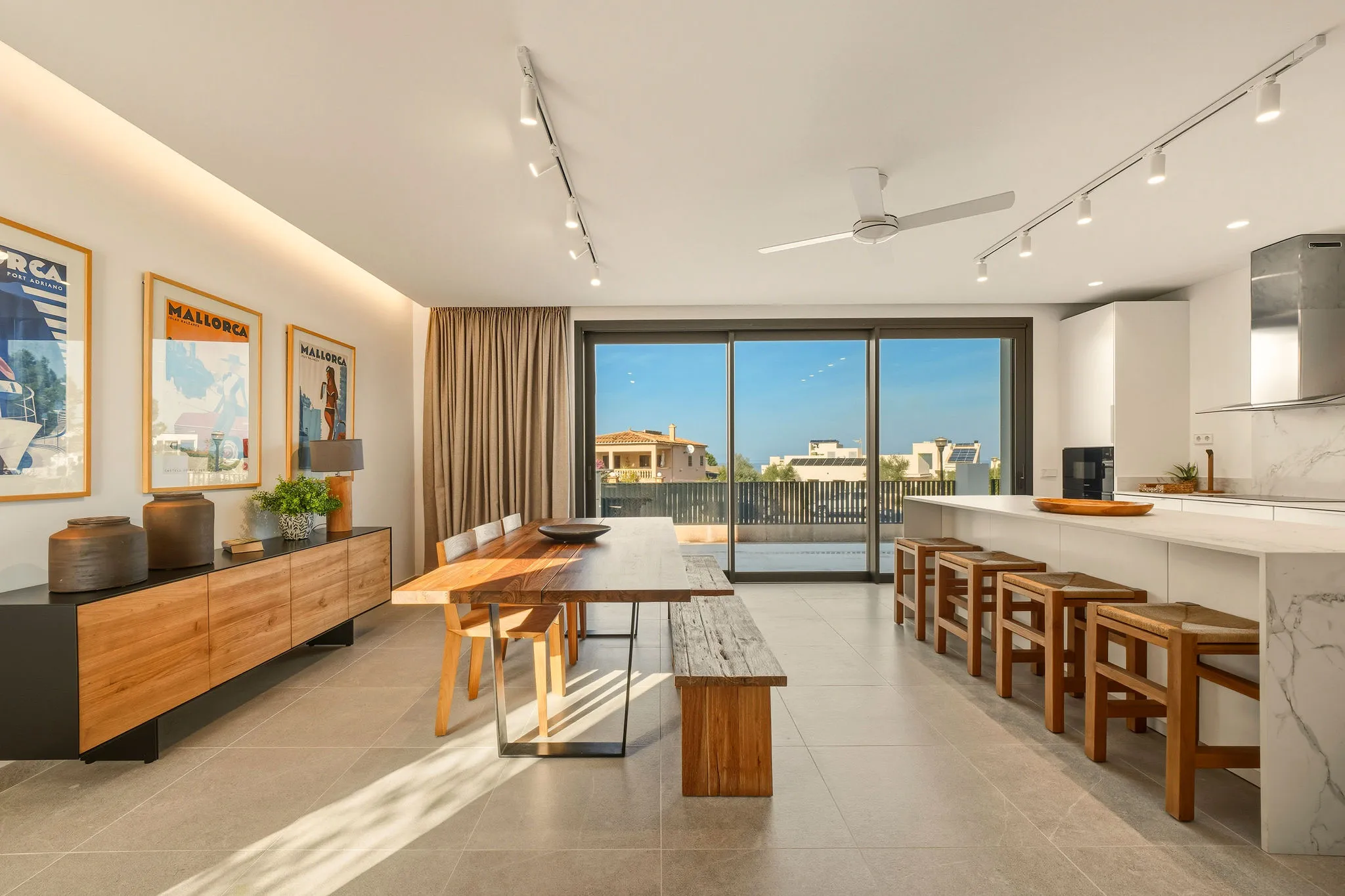 Chalet de nueva construcción y de alta calidad con vistas al mar y a la montaña en Colònia de Sant Pere-8