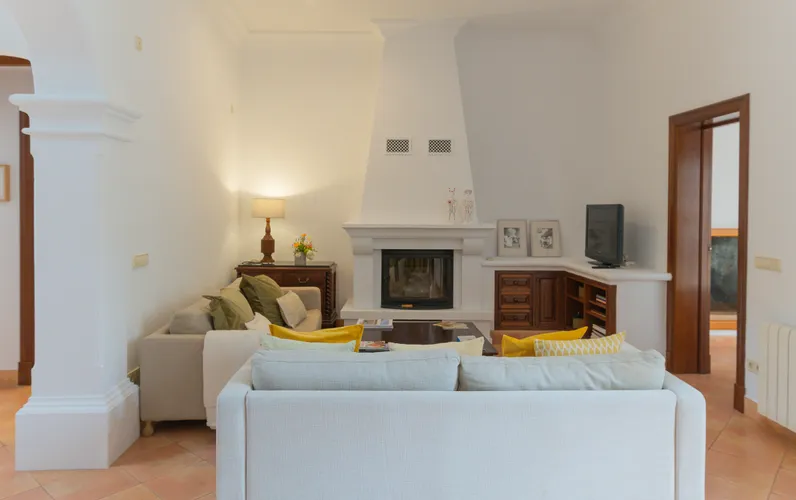 Unieke kans in Petra, stijlvol huis met vergunning voor vakantieverhuur