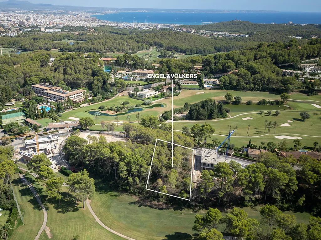 Førsteklasses byggegrund med fantastisk golfudsigt i Son Vida-3