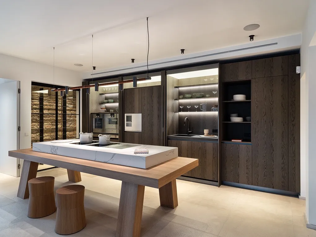 Moderne villa på en drømmebeliggenhed med spektakulær udsigt-6