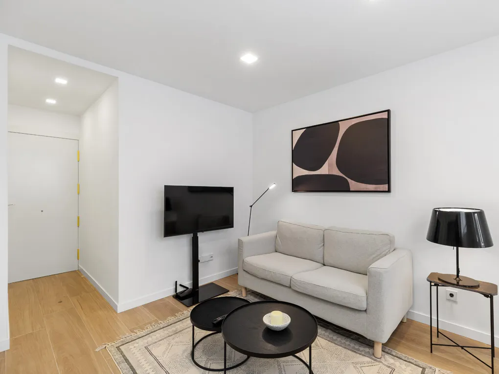 Charmant, licht en gerenoveerd appartement met lift en gemeenschappelijk dakterras op toplocatie Jaime III-4