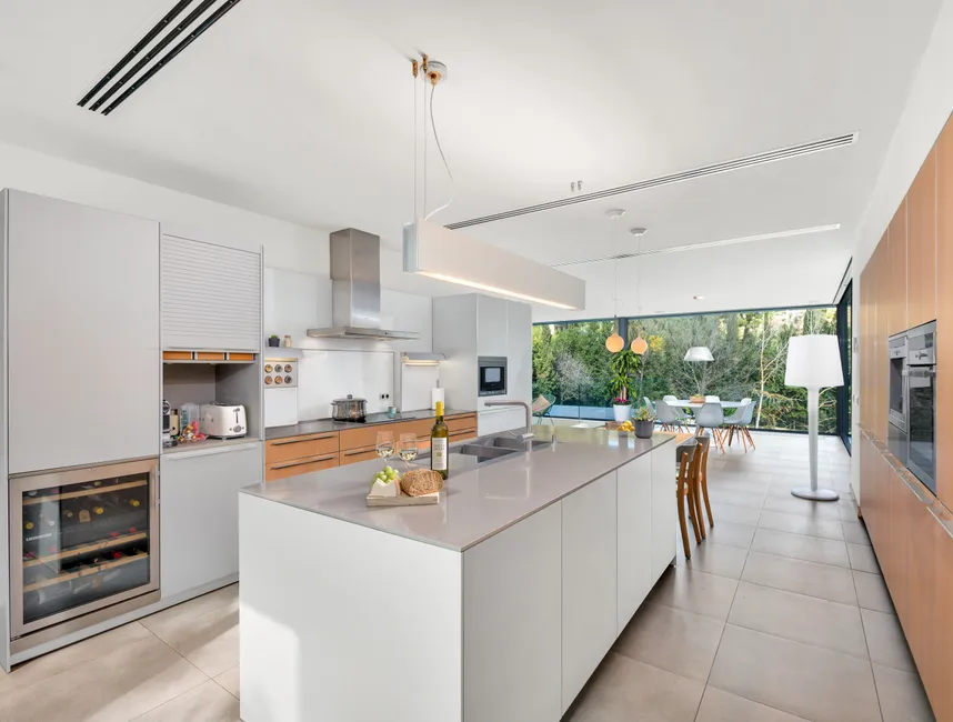 Holiday Villa in Son Vida – A Perfect Summer Getaway-10