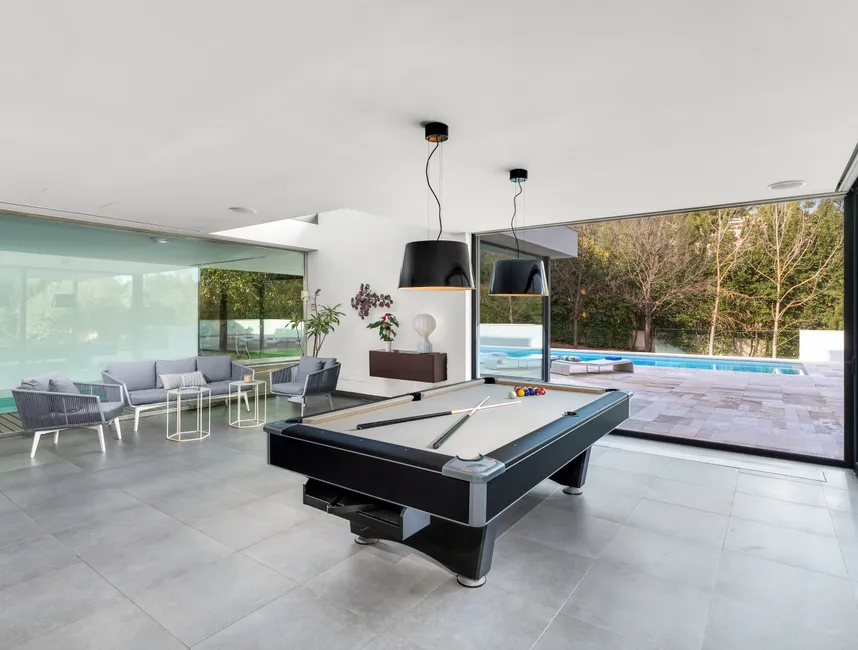 Holiday Villa in Son Vida – A Perfect Summer Getaway-8