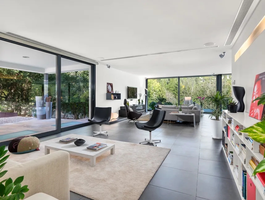 Holiday Villa in Son Vida – A Perfect Summer Getaway-7