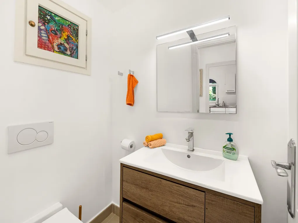 Apartament renovat amb jardí-13