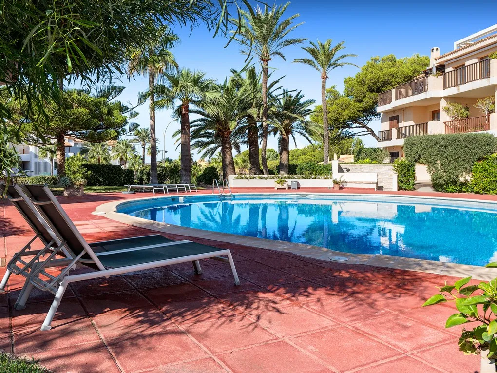 Apartament renovat amb jardí-15